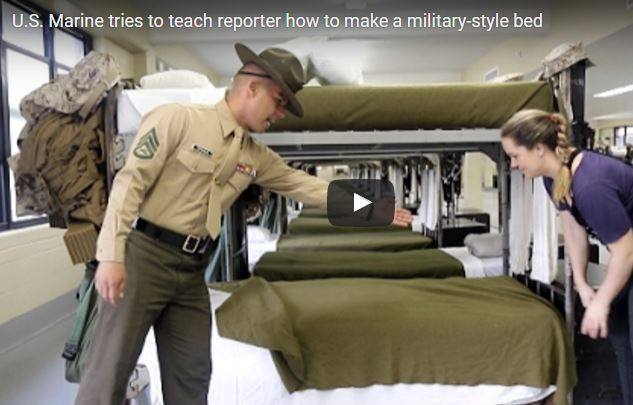 Βίντεο: Καψόνι πεζοναύτη σε ρεπόρτερ που δεν ξέρει… να «στρώνει» κρεβάτι